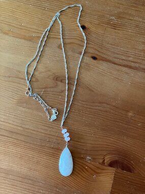 NAKAMOL Ladies' necklace teardrop gemstone pendant and pink beaded details